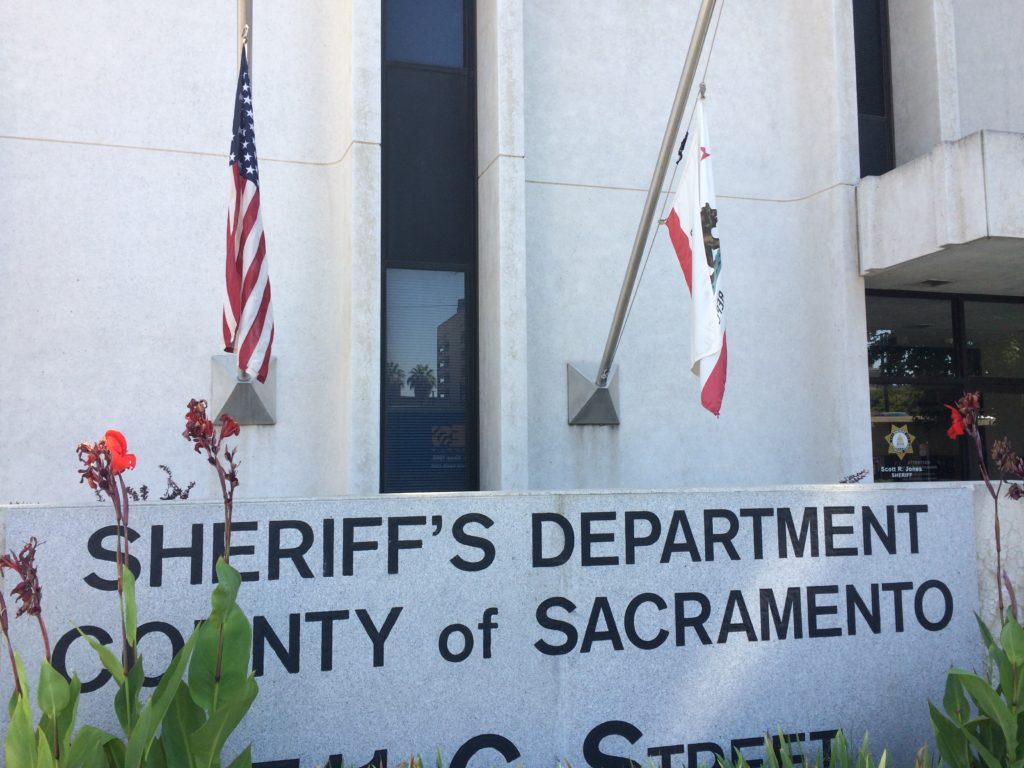 Why i want to be a deputy sheriff essay image